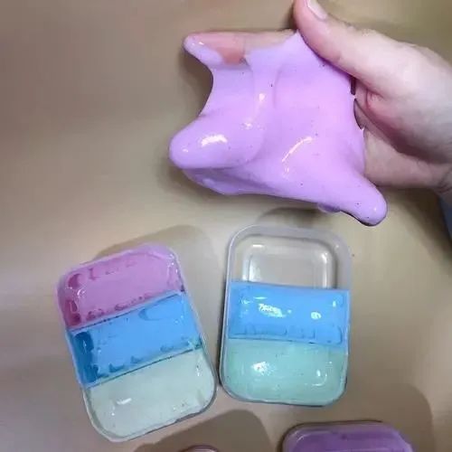 以为是果冻？此种玩具有毒，别再给孩子玩！