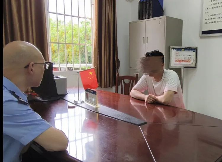 谎报火锅店爆炸让35名消防员虚惊一场！男子被拘留