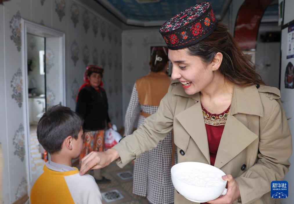 从马背到列车,她成长为我国首位塔吉克族列车长 从马背到列车,她成长为我国首位塔吉克族列车长