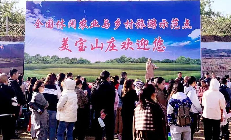 “五一”假期首日，山西各地迎来出游高峰