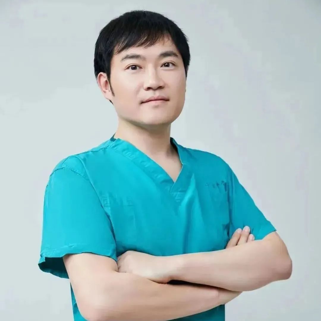 你以为是休息？小心累坏你的膝盖！有人每天都在做