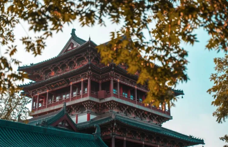 “人从众”的五一，这些地方竟然“不挤不贵”？思路打开，有人偷偷捡漏