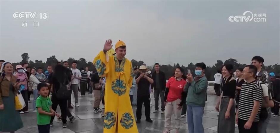 特色游、夜经济释放巨大“磁吸力” 中国入境游市场“风生水起” 特色游、夜经济释放巨大“磁吸力” 中国入境游市场“风生水起”