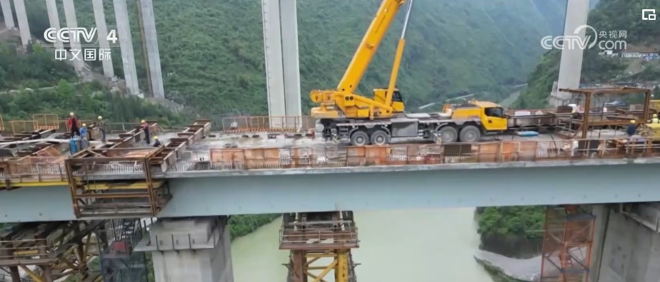 各行业实干向前开新局 中国经济复苏势头增强持续释放新潜能