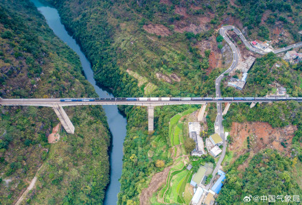 贵州如何被称为“桥梁博物馆”?去“瞧桥”吧! 贵州如何被称为“桥梁博物馆”?去“瞧桥”吧!