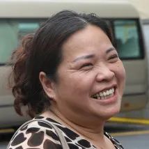 熏成黑炭还是帅！网友在线给“娃娃脸”民警征婚