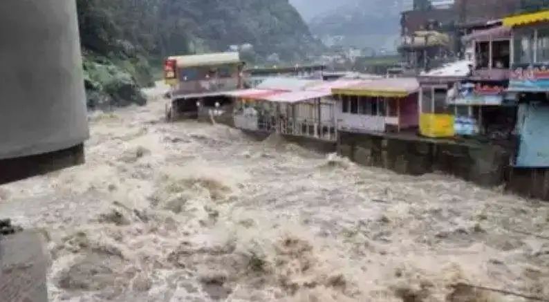 多国遭暴雨袭击!已致数百人遇难 多国遭暴雨袭击!已致数百人遇难