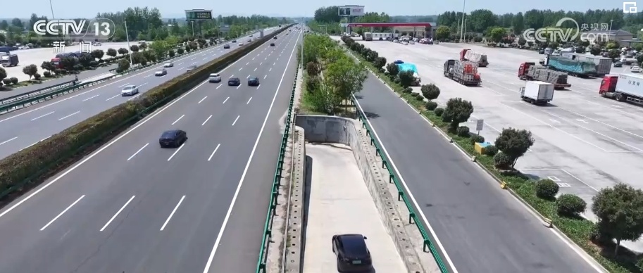 “五一”假期绿色出行更顺畅 多项精细化服务保障新能源车“电量满格” “五一”假期绿色出行更顺畅 多项精细化服务保障新能源车“电量满格”