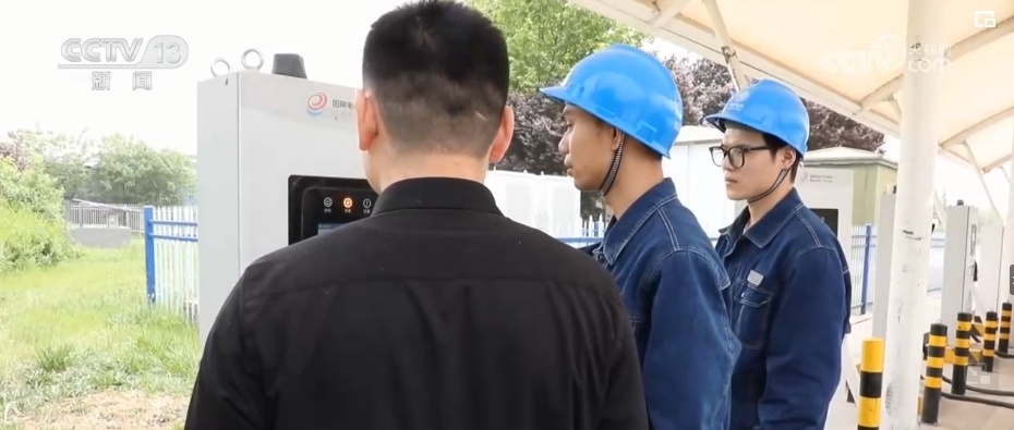 “五一”假期绿色出行更顺畅 多项精细化服务保障新能源车“电量满格” “五一”假期绿色出行更顺畅 多项精细化服务保障新能源车“电量满格”