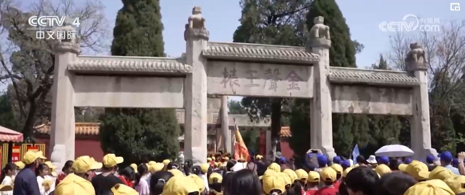 “潮游”走起,触摸千年文脉 赴一场“传统”与“潮流”的精彩相会 “潮游”走起,触摸千年文脉 赴一场“传统”与“潮流”的精彩相会