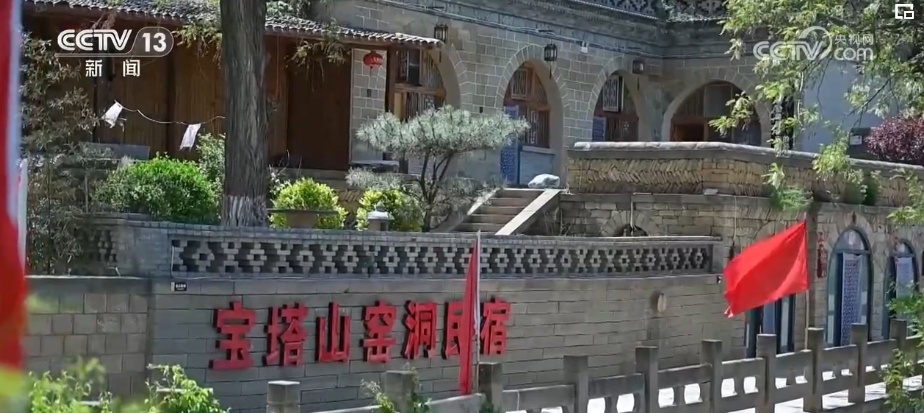 景点与山水共焕光彩 “化绿成金”释放“绿地花海”经济活力