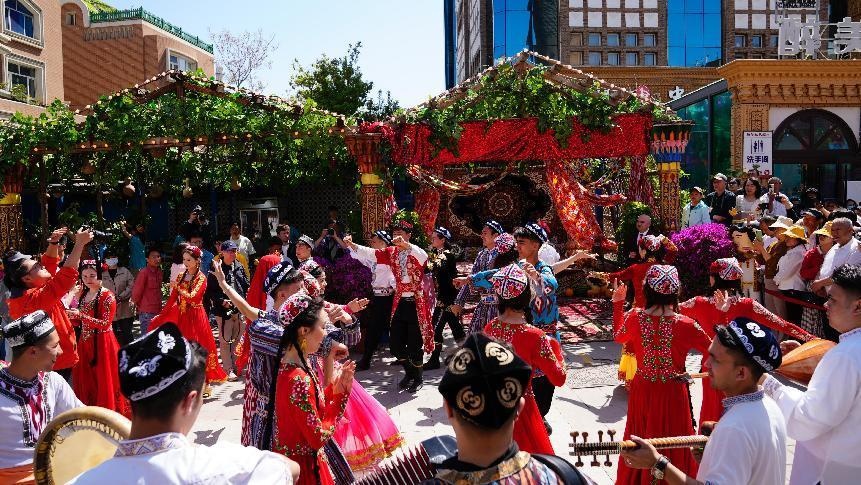 乌鲁木齐：“五一”假期接待游客 334.91万人次