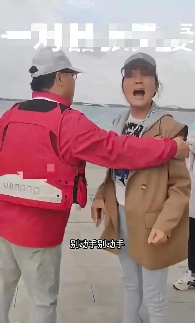 事发上海知名酒店!疑似领导辱骂威胁保安“饭碗不保”?最新回应→ 事发上海知名酒店!疑似领导辱骂威胁保安“饭碗不保”?最新回应→