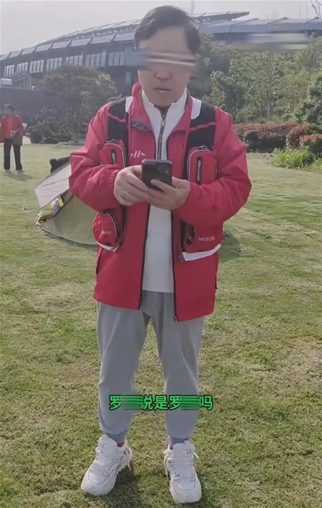 事发上海知名酒店!疑似领导辱骂威胁保安“饭碗不保”?最新回应→ 事发上海知名酒店!疑似领导辱骂威胁保安“饭碗不保”?最新回应→