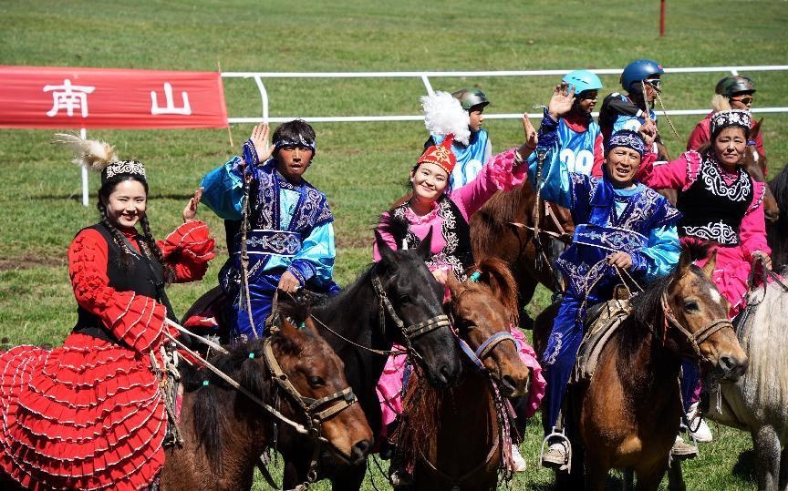 乌鲁木齐：“五一”假期接待游客 334.91万人次