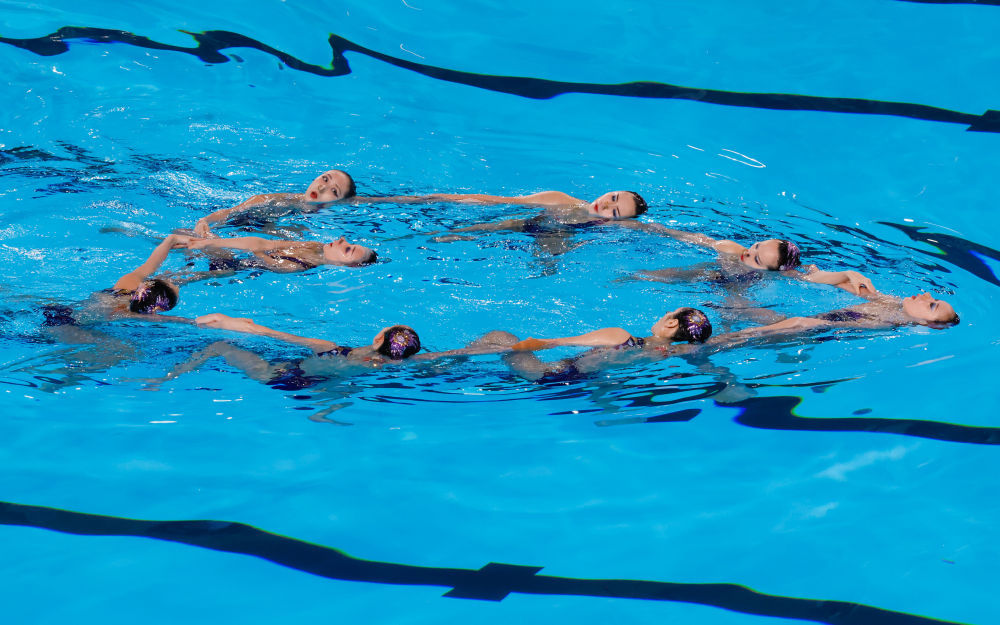 花样游泳世界杯巴黎站：中国队集体技巧自选获第四名