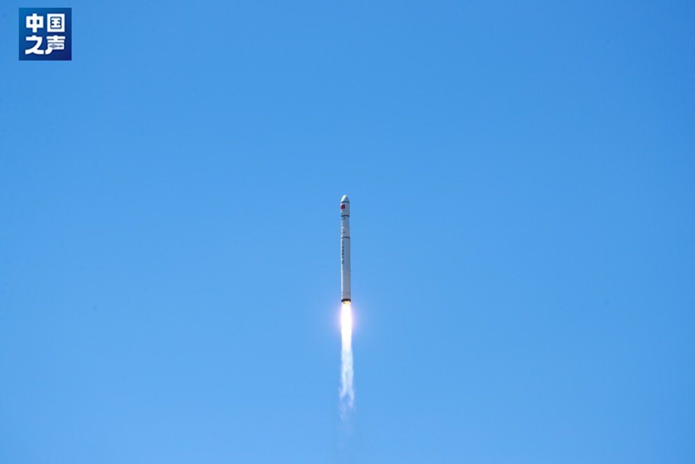 一箭四星！首飞成功！