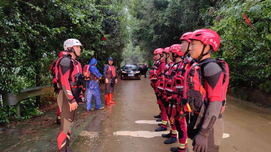 广西岑溪突发山洪，2人不幸落水遇难