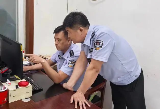 11名逃犯连续被抓，“开挂”追逃背后藏着习惯“密码”！