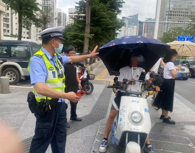电动自行车加装雨棚罚款500元!深圳拟推新规 电动自行车加装雨棚罚款500元!深圳拟推新规