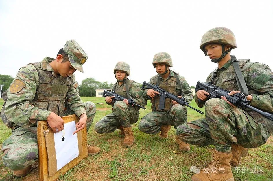 实弹射击，这个新兵班打出“全优”＋2个满环