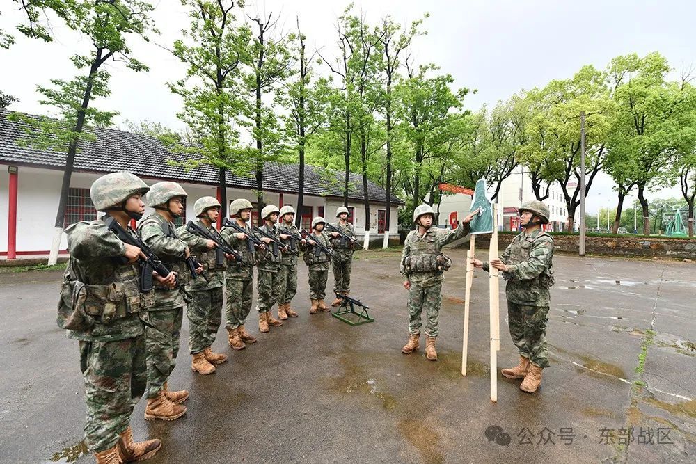 实弹射击，这个新兵班打出“全优”＋2个满环