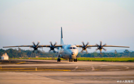 震撼！海军反潜机跨昼夜训练高清大片