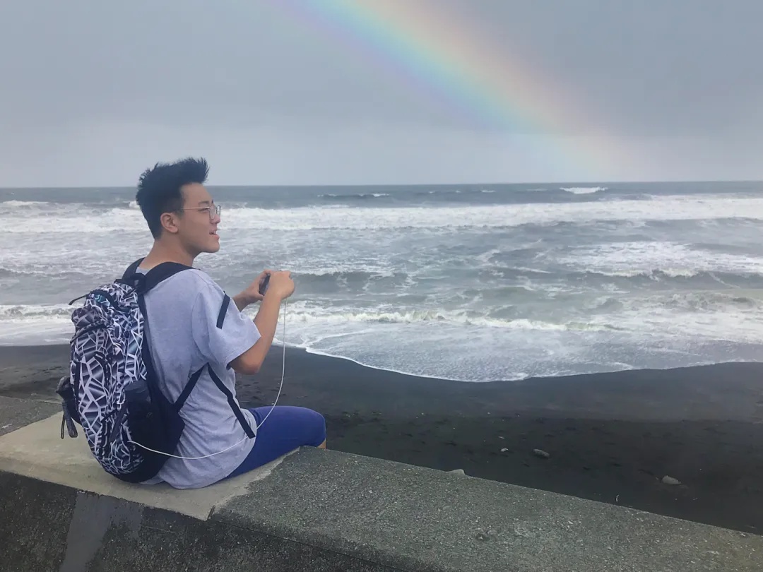 两年挂科14门的他，考研逆袭上岸华科