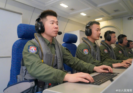 震撼！海军反潜机跨昼夜训练高清大片