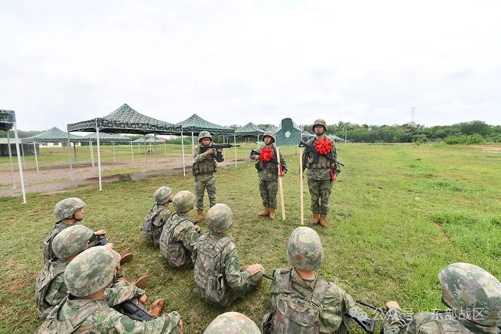 实弹射击，这个新兵班打出“全优”＋2个满环