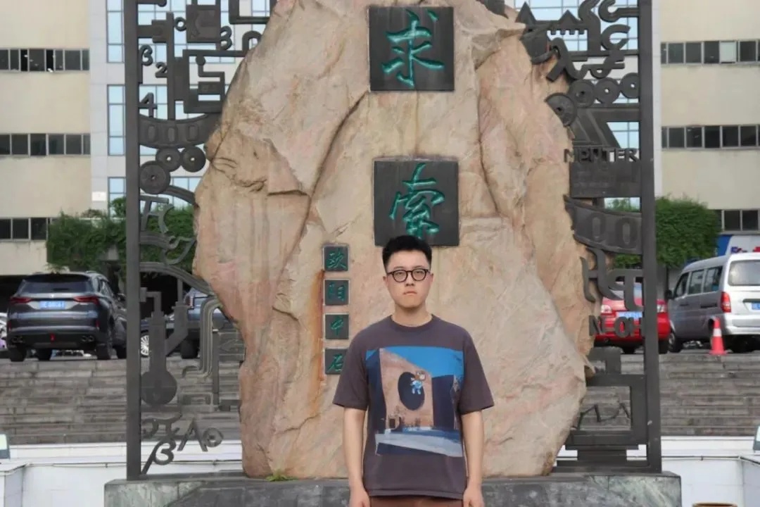 两年挂科14门的他，考研逆袭上岸华科