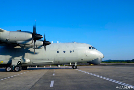 震撼！海军反潜机跨昼夜训练高清大片