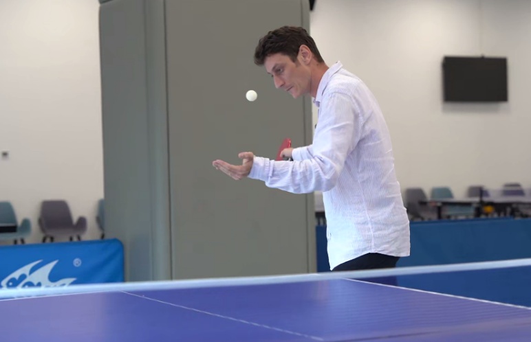 一个小小的兵乓球,连接起中法情缘 一个小小的兵乓球,连接起中法情缘