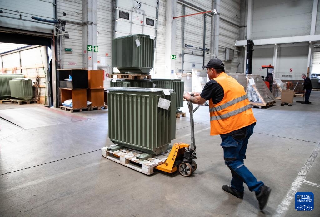 探访中欧商贸物流合作园区 探访中欧商贸物流合作园区