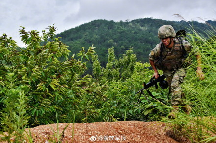 山地丛林，一场捕歼战斗演练打响