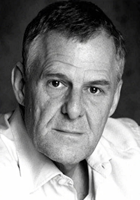 英国资深演员伊恩病逝，曾出演热播剧《权力的游戏》