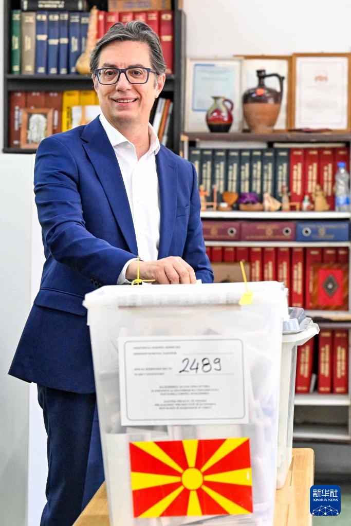 北马其顿举行议会及第二轮总统选举