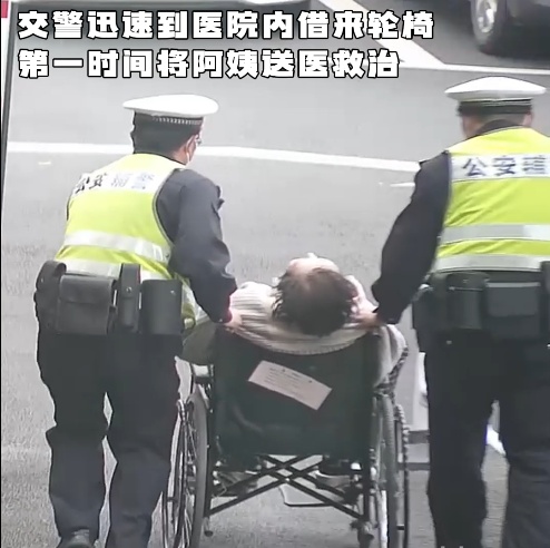 急！女子在医院门口突然倒地，他飞奔而至…