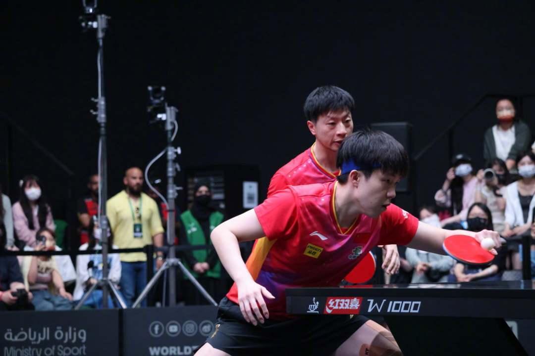 太棒了！马龙王楚钦挺进大满贯男双决赛