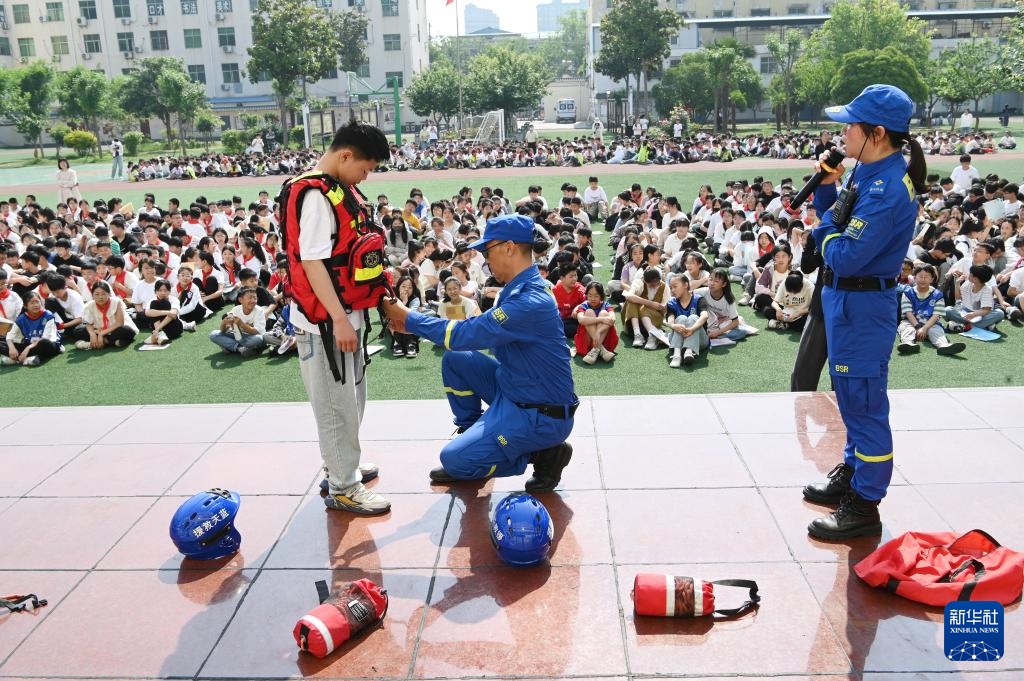 新华全媒+|各地开展多样化防灾减灾日活动 新华全媒+|各地开展多样化防灾减灾日活动