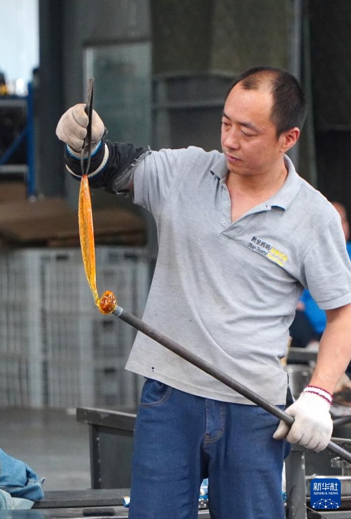 山东博山:创新推动琉璃焕新彩 山东博山:创新推动琉璃焕新彩