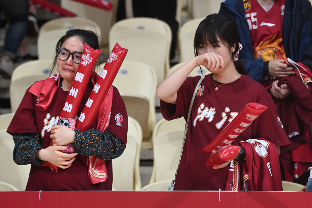 CBA季后赛:新疆伊力特晋级总决赛 CBA季后赛:新疆伊力特晋级总决赛