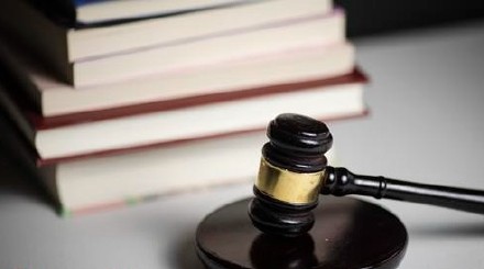 12岁孩子骑共享电动车酿事故致他人一级精神伤残,父母被判赔110余万元 12岁孩子骑共享电动车酿事故致他人一级精神伤残,父母被判赔110余万元