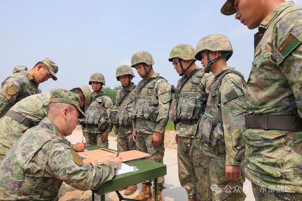 防空尖兵的硬核比拼，燃！