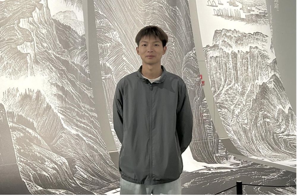 19岁大学生勇救落水儿童：“当时没想过害怕”