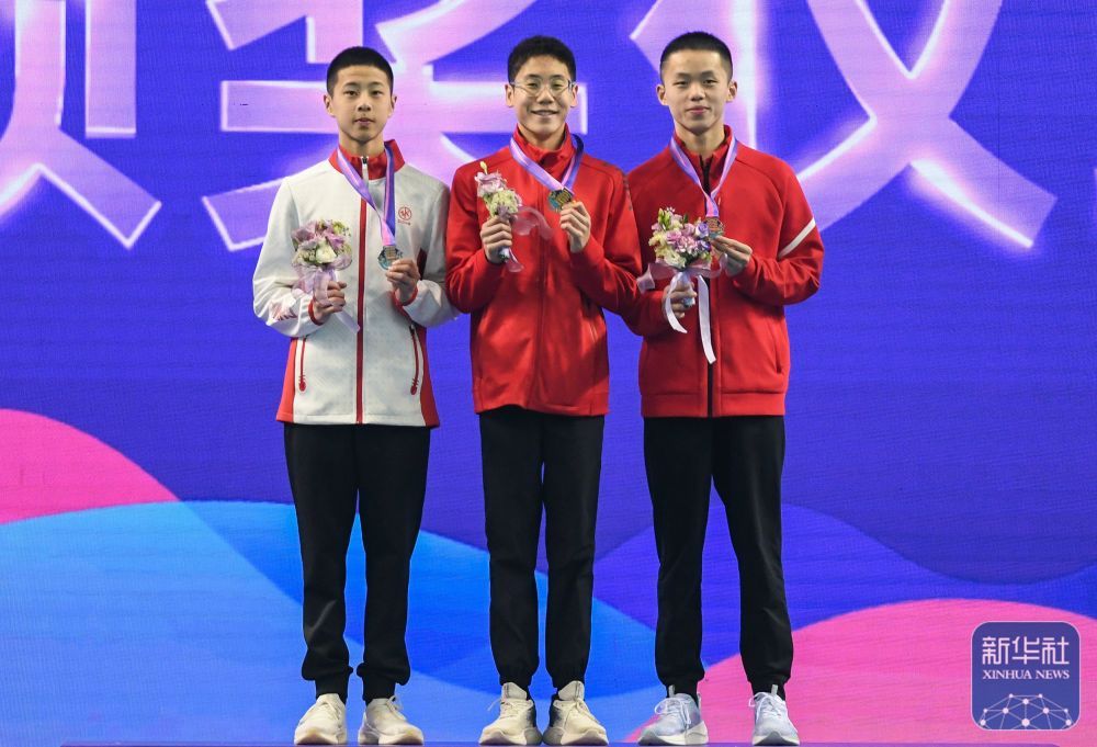 花样游泳丨全国冠军赛：郭牧也夺得男子单人自由自选冠军