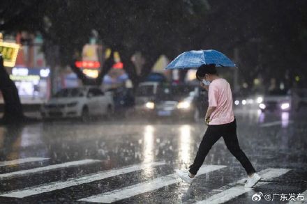 今明两日广东有较明显强对流过程 今明两日广东有较明显强对流过程