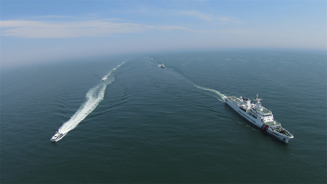 中国海警局北海分局严抓伏季休渔海上执法 中国海警局北海分局严抓伏季休渔海上执法