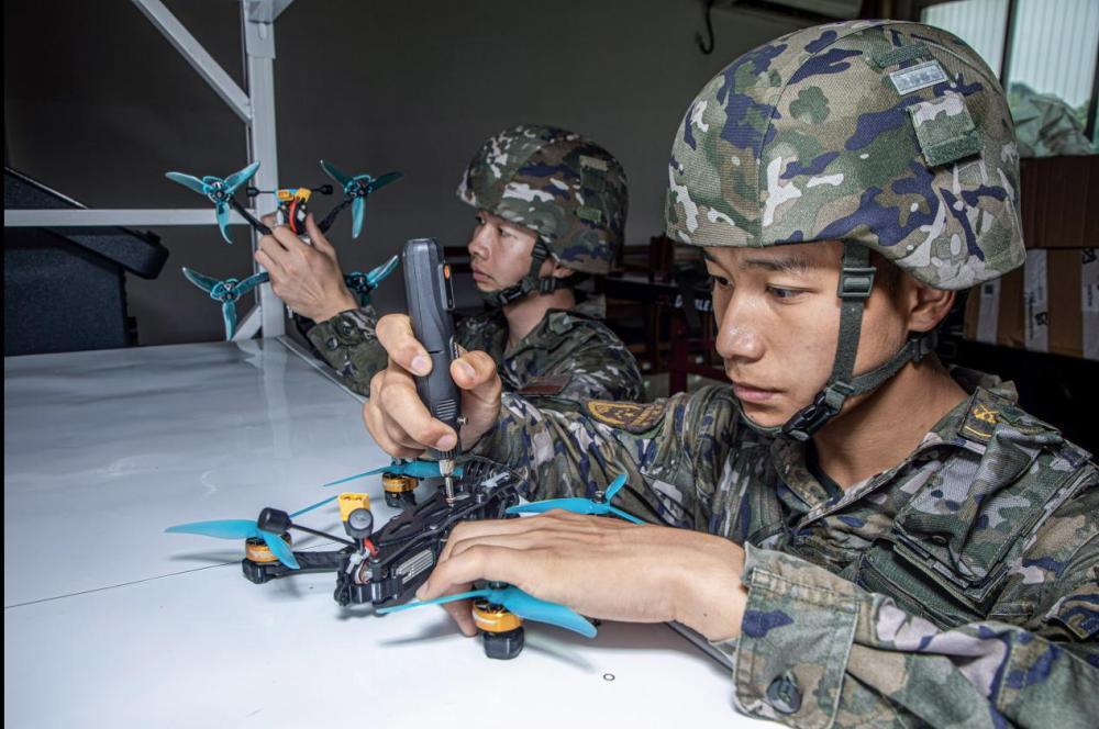 飞行稳，定位准！直击军营“飞手”集训现场
