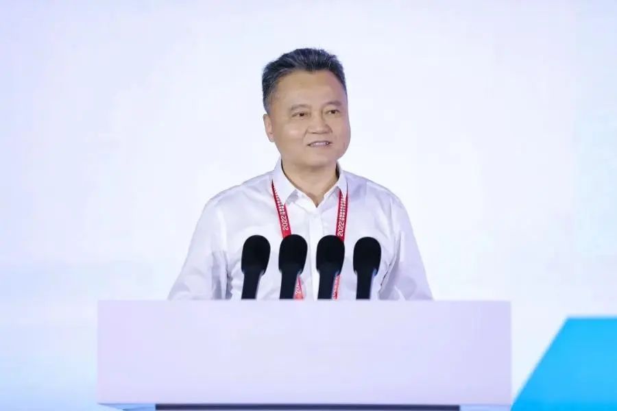 退休院长接连被查,医药反腐高压不减 退休院长接连被查,医药反腐高压不减